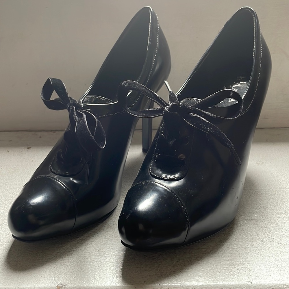 Cole Haan lace up heals great condition with some signs of wear